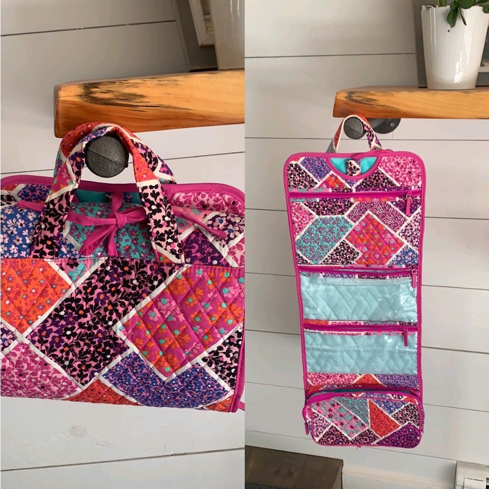 Vera Bradley expandable makeup bag with four pockets - great for travel!